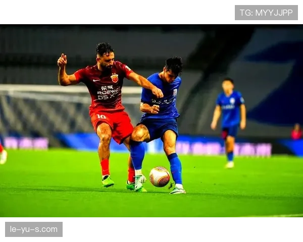 中超双雄并立格局显现，争冠形势持续胶着