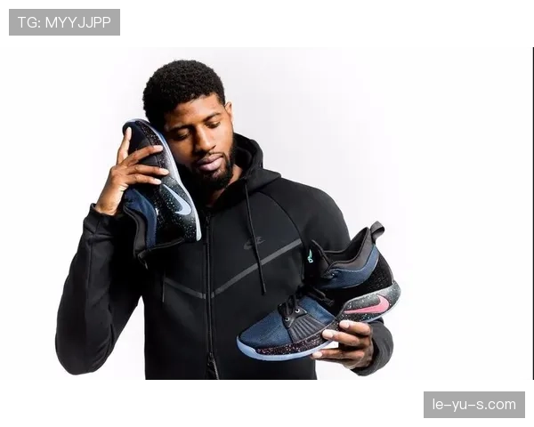 保罗·乔治今天穿球鞋去买菜，这日常反差也太顶了吧？